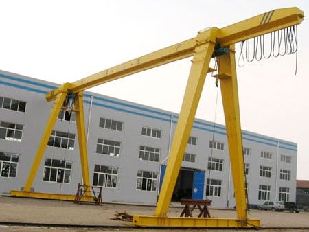 門式起重機日常維護(hù)與保養(yǎng)